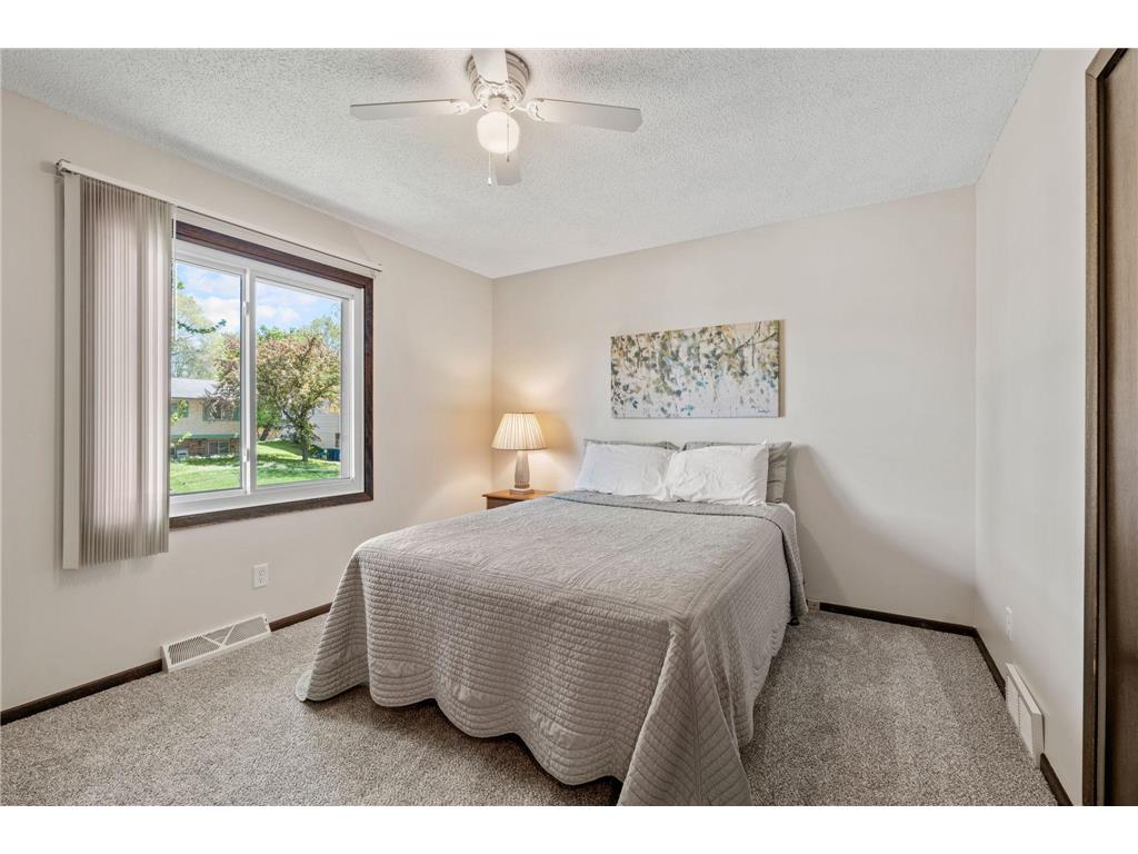 6605 Chesshire Lane N Maple Grove MN 55311 7047174 image11
