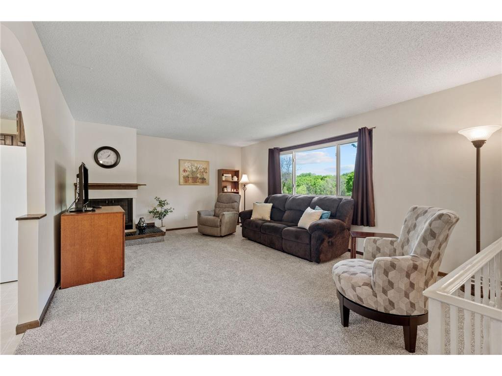 6605 Chesshire Lane N Maple Grove MN 55311 7047174 image2