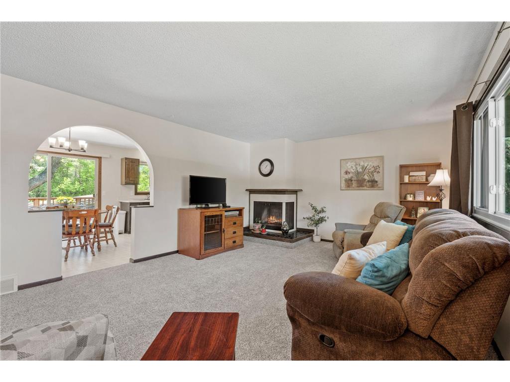 6605 Chesshire Lane N Maple Grove MN 55311 7047174 image3