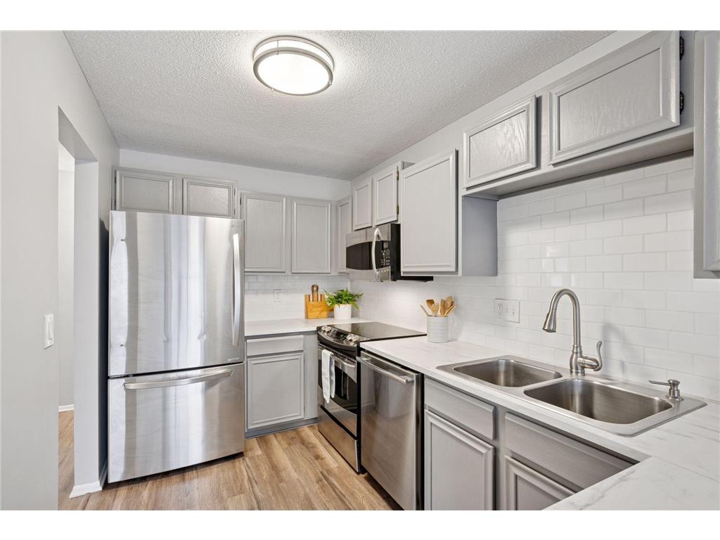 6605 Ives Lane N Maple Grove MN 55369 6676943 image1