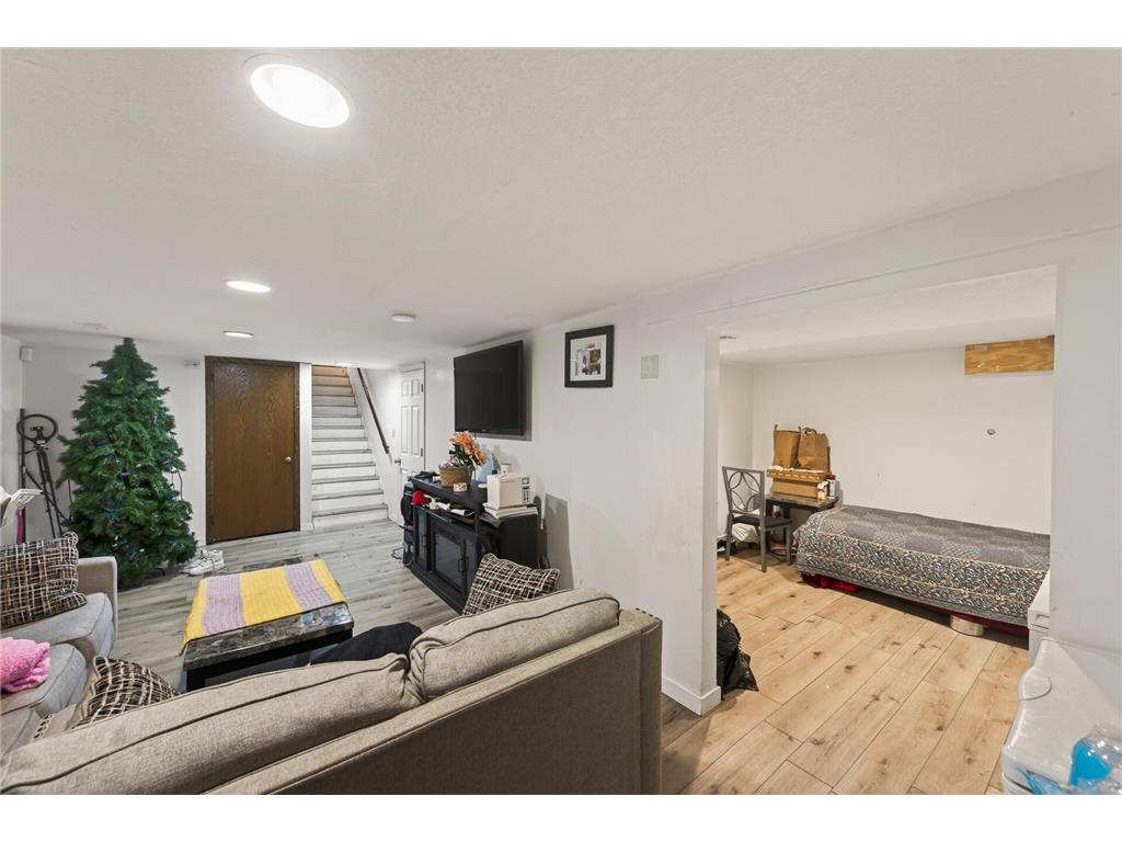 6607 46th Place N Crystal MN 55428 7081520 image15