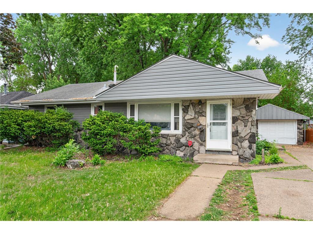 6607 46th Place N Crystal MN 55428 7081520 image2
