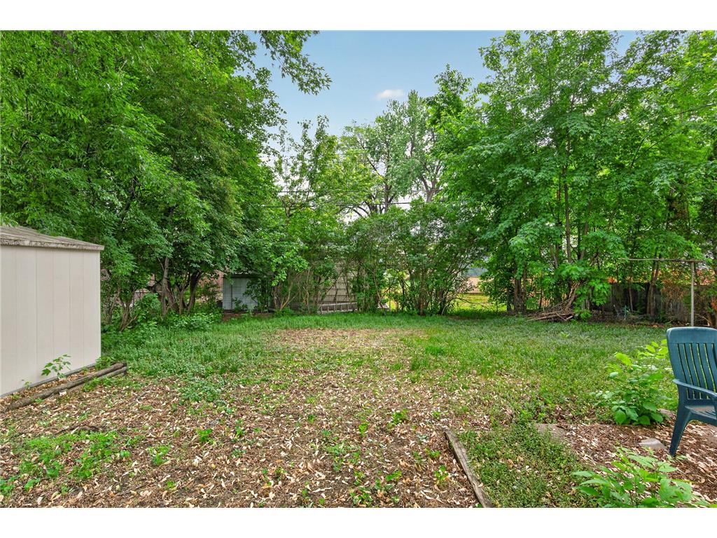 6607 46th Place N Crystal MN 55428 7081520 image21