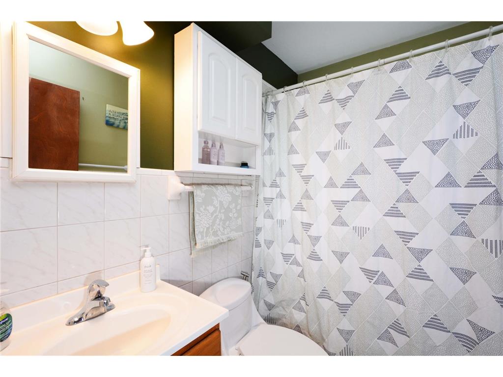 6609 74 1/2 Avenue N Brooklyn Park MN 55428 7110618 image26