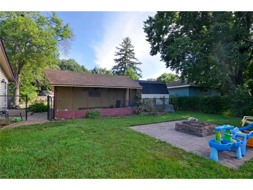 6609 74 1/2 Avenue N Brooklyn Park MN 55428 7110618 image29