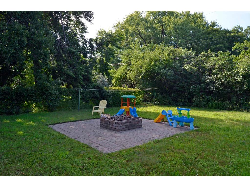 6609 74 1/2 Avenue N Brooklyn Park MN 55428 7110618 image32