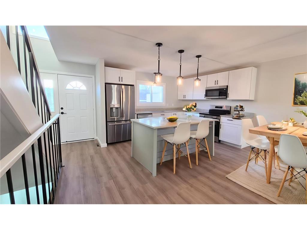 6609 Gretchen Lane N Oakdale MN 55128 7018159 image1