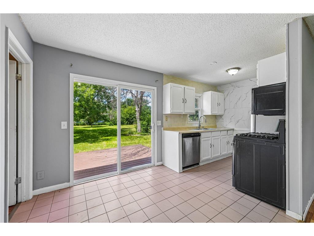 6609 W Broadway Avenue Brooklyn Park MN 55428 7088134 image12