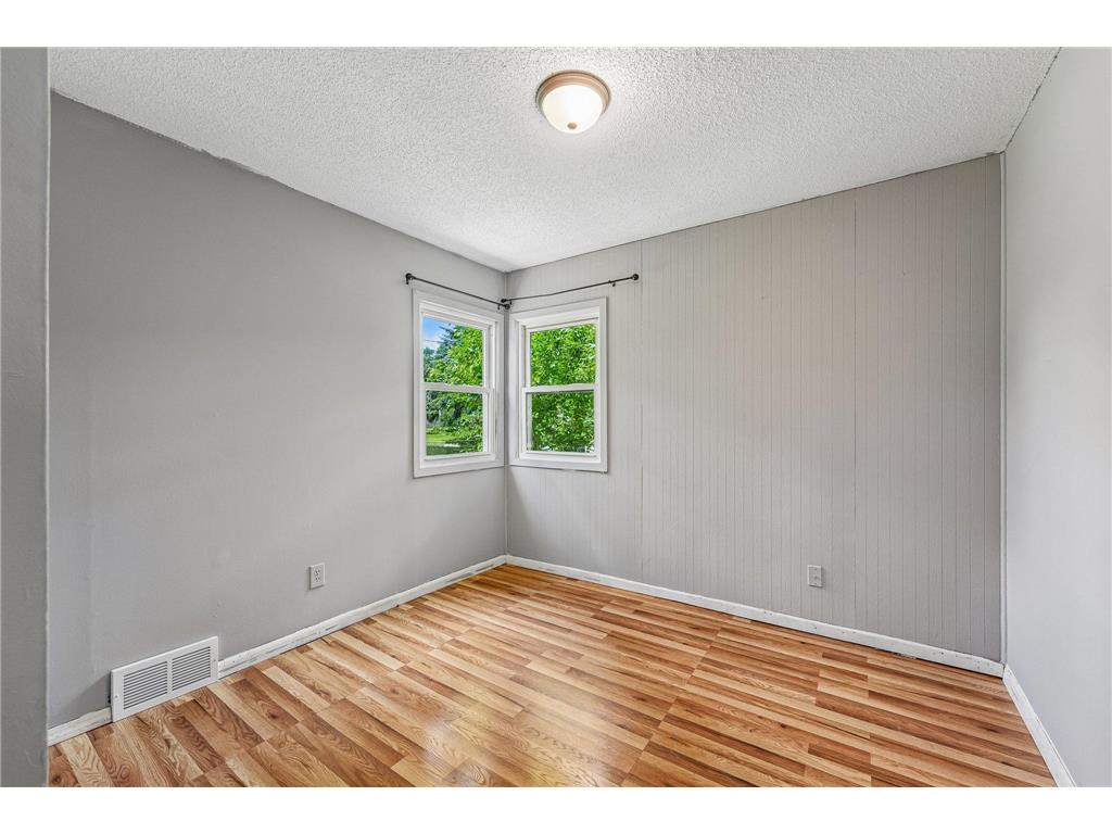 6609 W Broadway Avenue Brooklyn Park MN 55428 7088134 image22