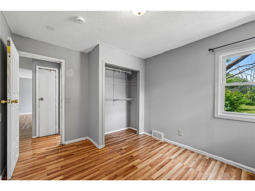 6609 W Broadway Avenue Brooklyn Park MN 55428 7088134 image23
