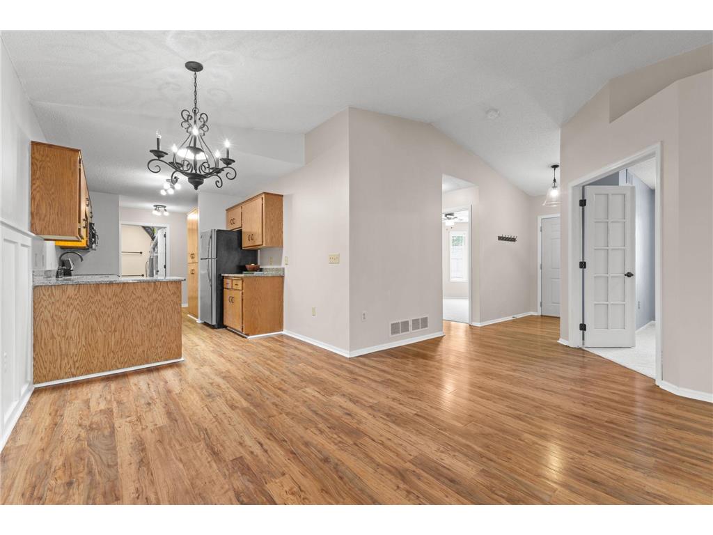 661 Belland Avenue Vadnais Heights MN 55127 7106855 image12