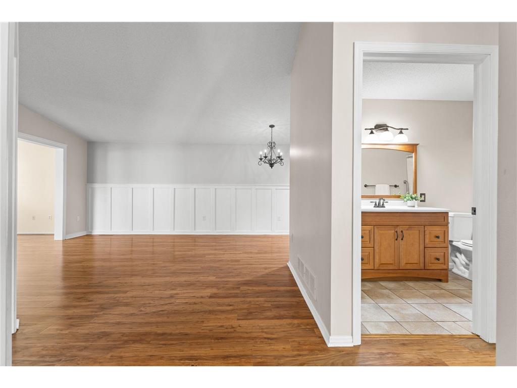 661 Belland Avenue Vadnais Heights MN 55127 7106855 image19