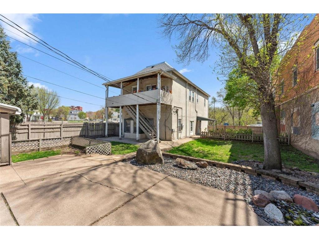 661 Payne Avenue Saint Paul MN 55130 7068786 image6