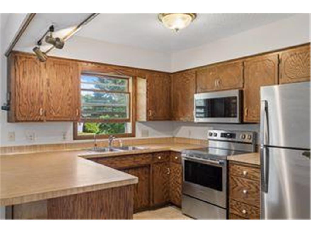 661 S Hill Drive New Richmond WI 54017 7090738 image10