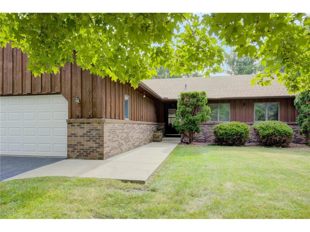 6611 Countryside Drive, Eden Prairie, MN 55346 MLS 6225654 Edina
