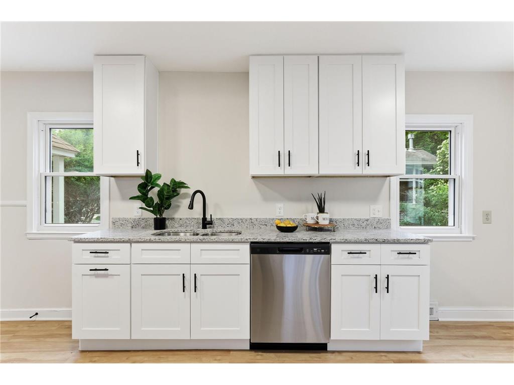 6612 Lynwood Boulevard Richfield MN 55423 7078952 image10