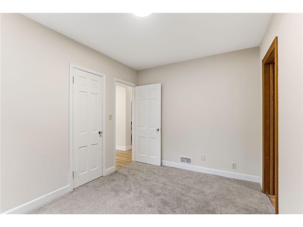 6612 Lynwood Boulevard Richfield MN 55423 7078952 image16