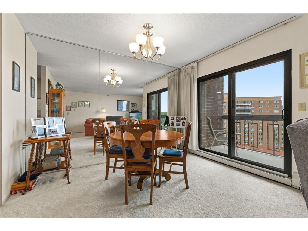 6615 Lake Shore Drive S #1009 Richfield MN 55423 - Wood 7095425 image15