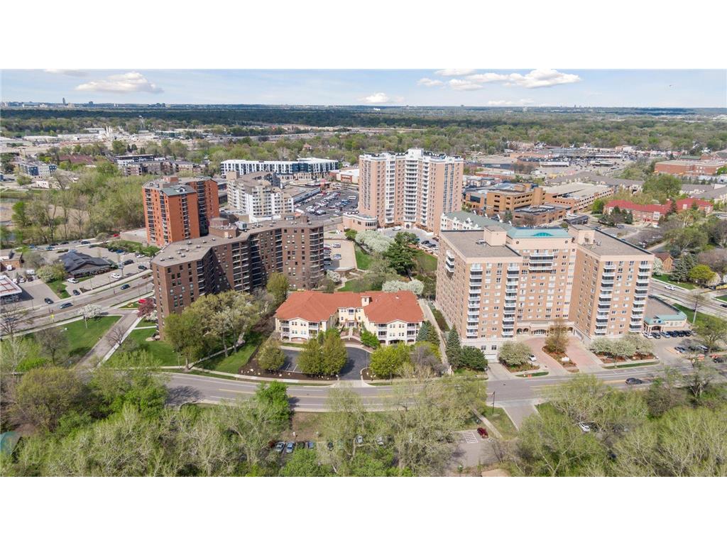 6615 Lake Shore Drive S #1009 Richfield MN 55423 - Wood 7095425 image57
