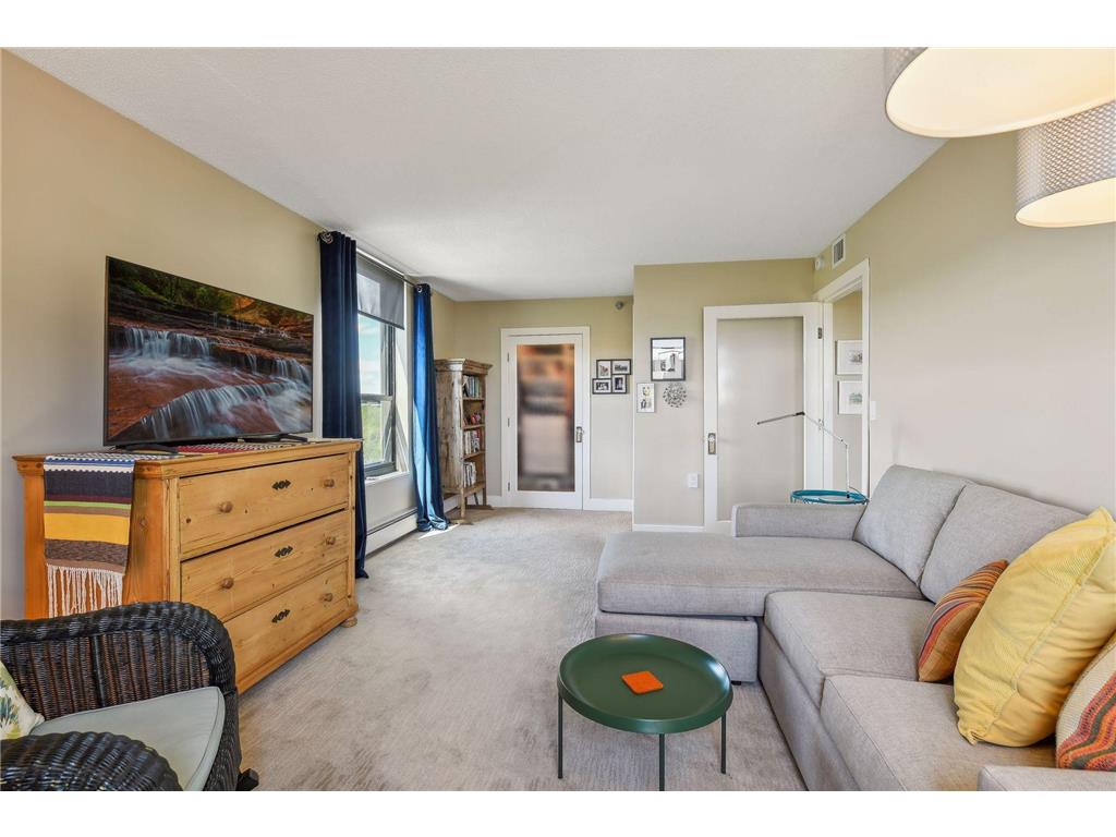 6615 Lake Shore Drive S 1017, Richfield, MN, 55423 MLS 6528559