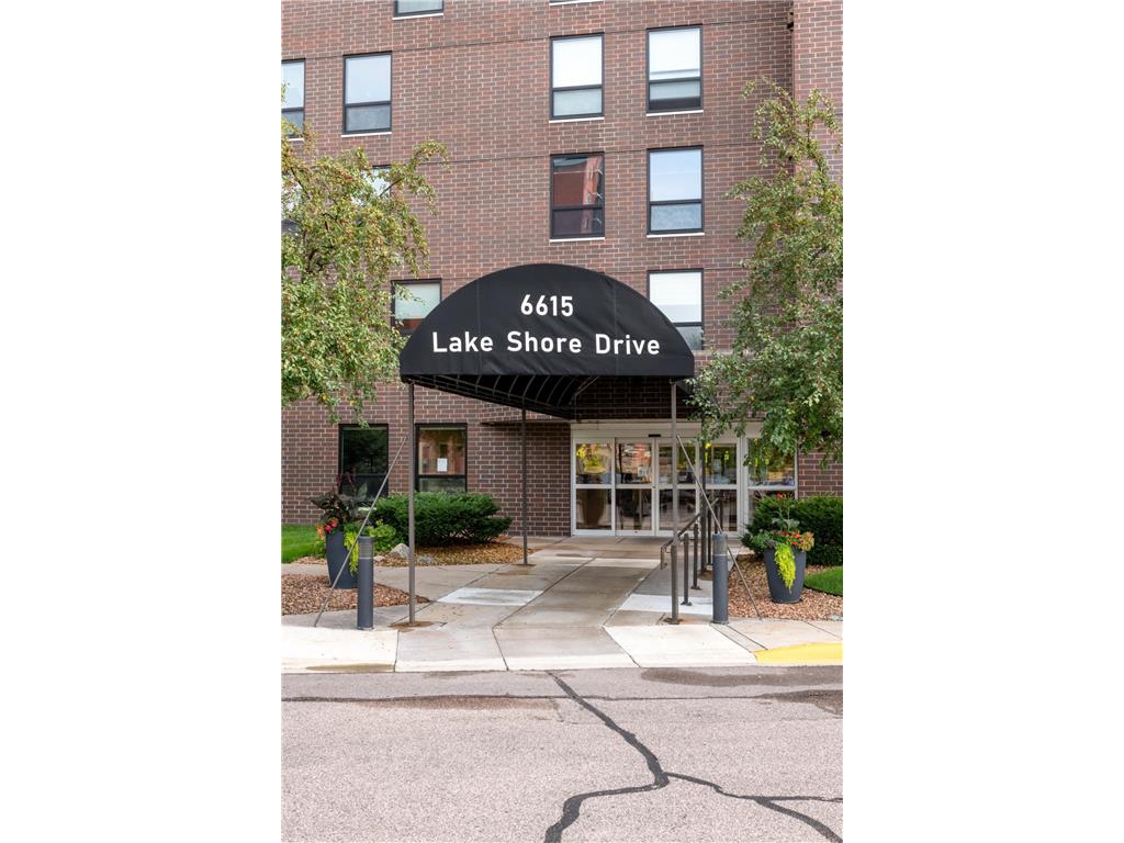 6615 Lake Shore Drive S 111, Richfield, MN, 55423 MLS 6448288