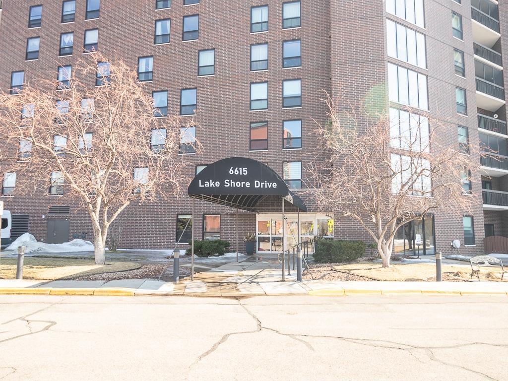 6615 Lake Shore Drive S 211, Richfield, MN, 55423 MLS 6352695 Edina Realty