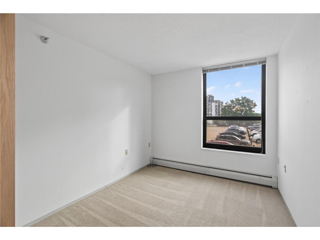 6615 Lake Shore Drive S #302 Richfield MN 55423 6775739 image16