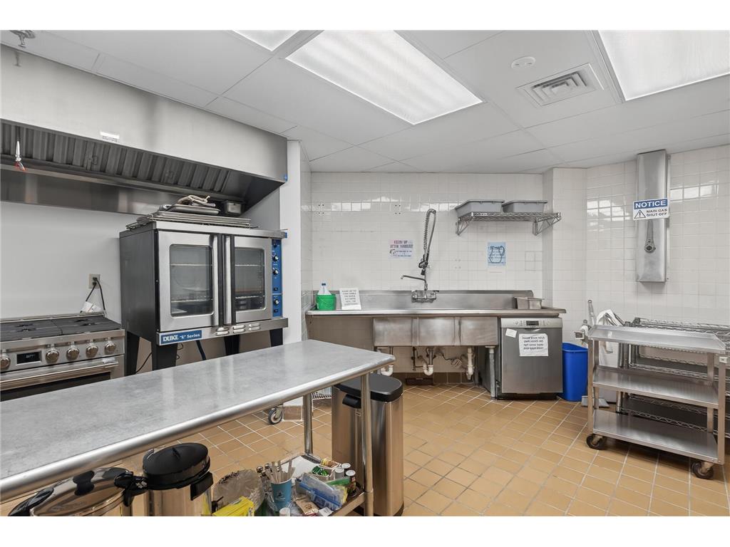 6615 Lake Shore Drive S #302 Richfield MN 55423 6775739 image24