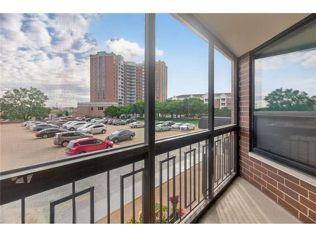 6615 Lake Shore Drive S #302 Richfield MN 55423 6775739 image8