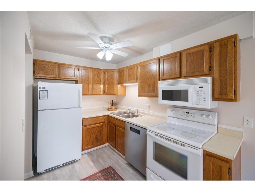 6615 Lake Shore Drive S #308 Richfield MN 55423 7045846 image10