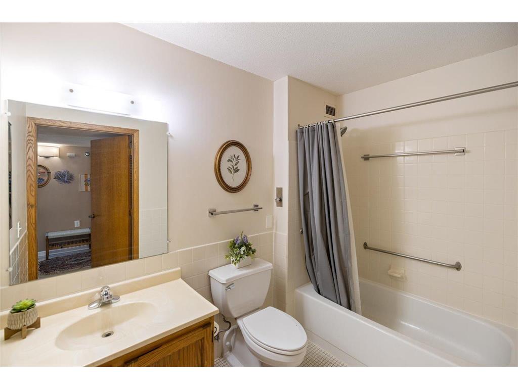 6615 Lake Shore Drive S #308 Richfield MN 55423 7045846 image13