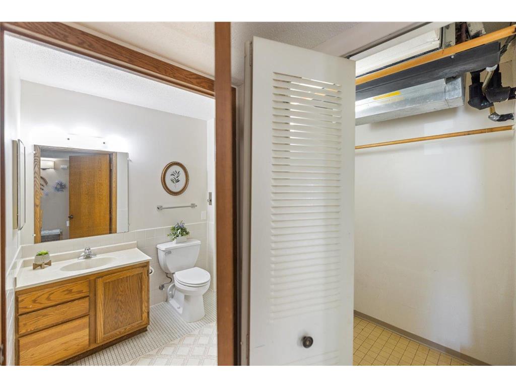 6615 Lake Shore Drive S #308 Richfield MN 55423 7045846 image14