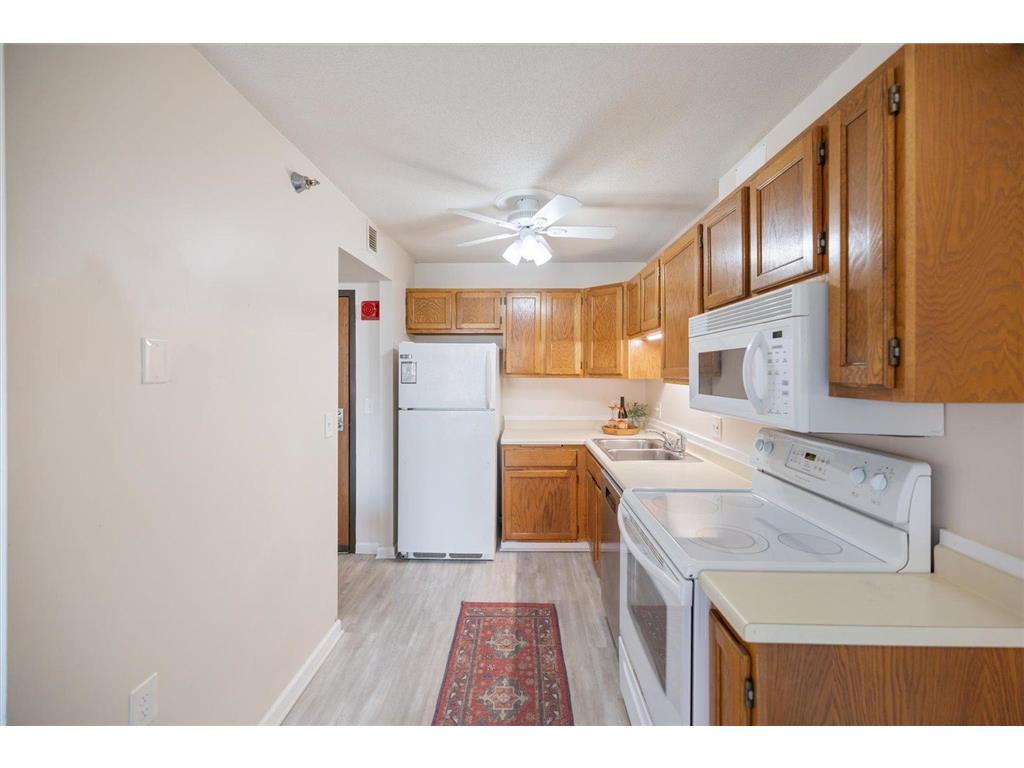 6615 Lake Shore Drive S #308 Richfield MN 55423 7045846 image8
