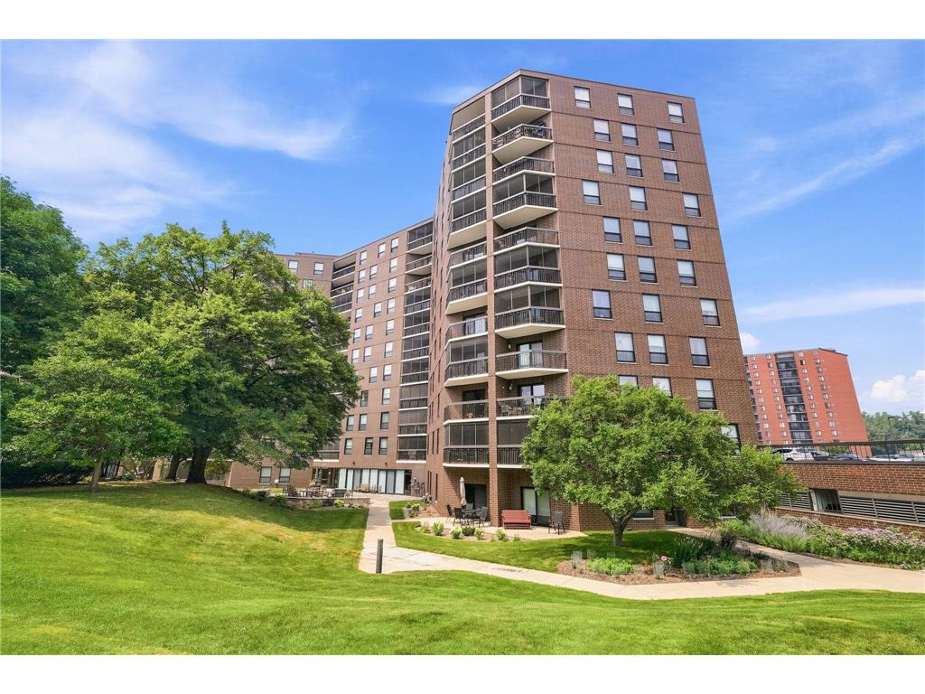 6615 Lake Shore Drive S #405 Richfield MN 55423 7107030 image4