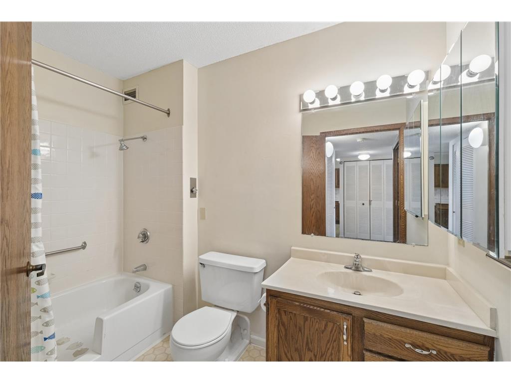 6615 Lake Shore Drive S #406 Richfield MN 55423 7057685 image13