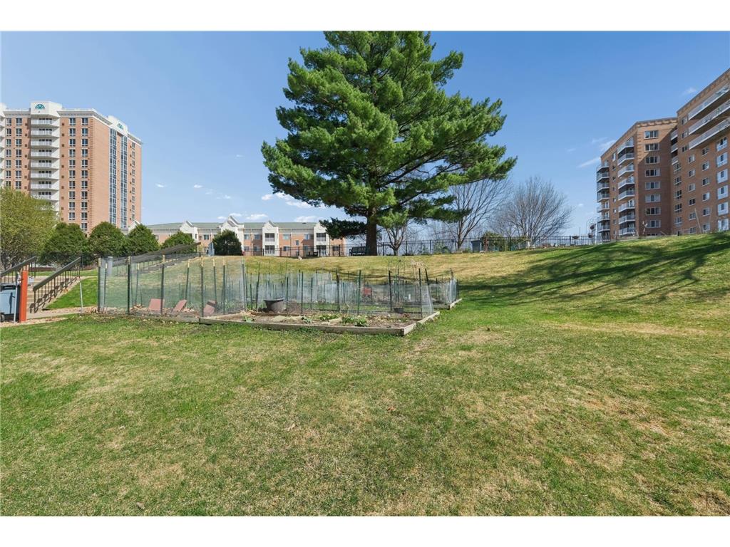 6615 Lake Shore Drive S #406 Richfield MN 55423 7057685 image25