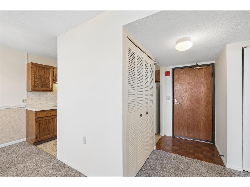 6615 Lake Shore Drive S #406 Richfield MN 55423 7057685 image7