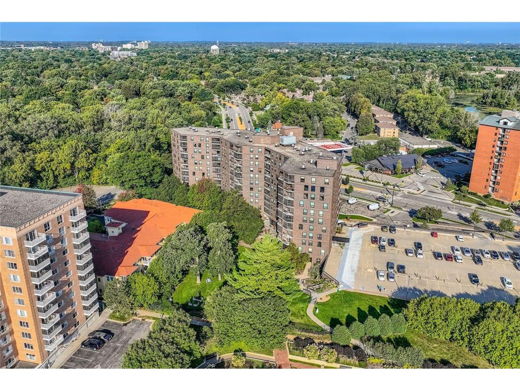 6615 Lake Shore Drive S #604 Richfield MN 55423 6781334 image1