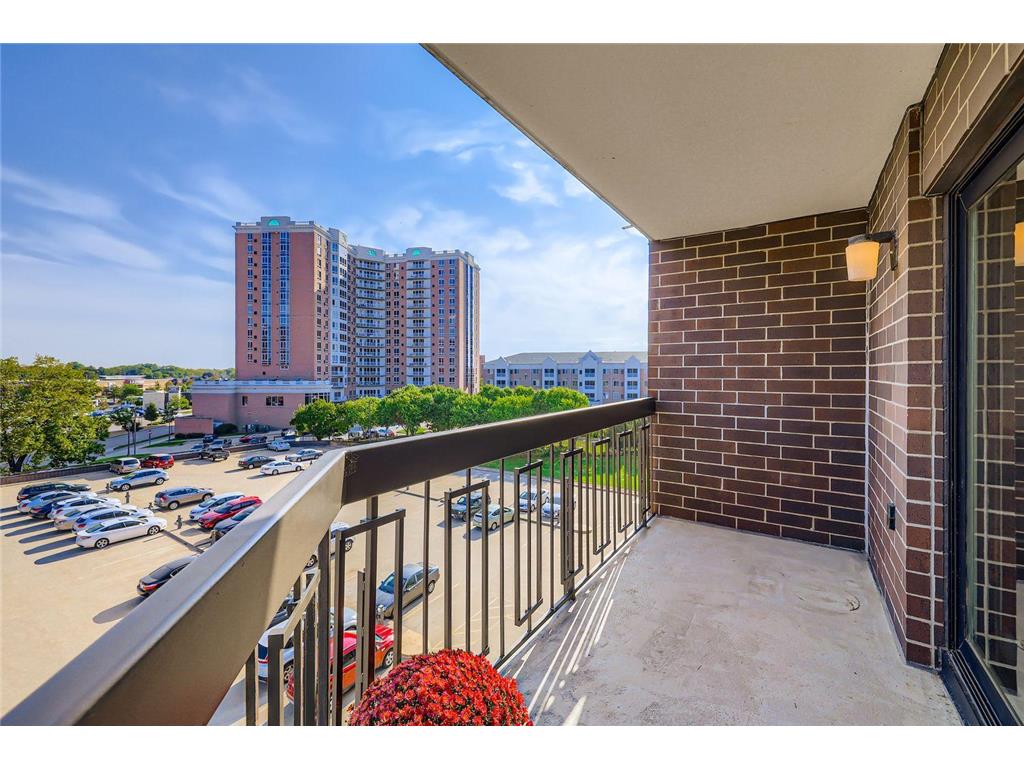 6615 Lake Shore Drive S #604 Richfield MN 55423 6781334 image6