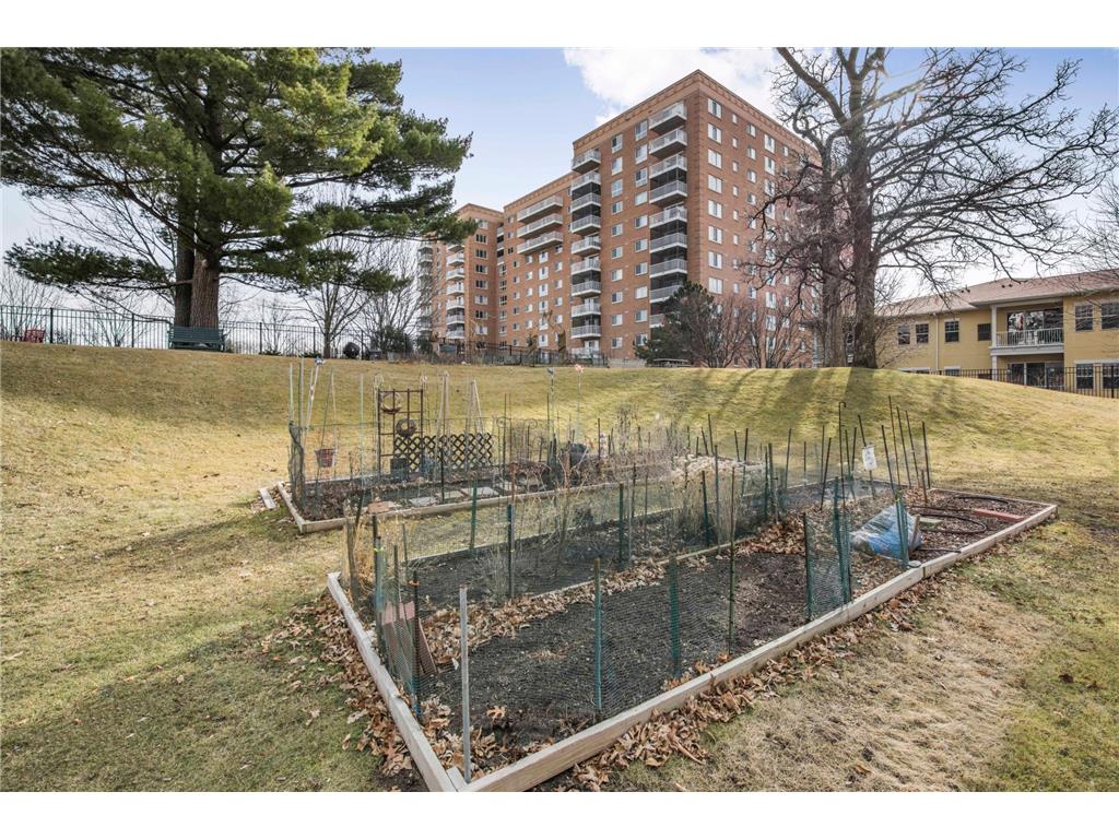 6615 Lake Shore Drive S 808, Richfield, MN, 55423 MLS 6455124