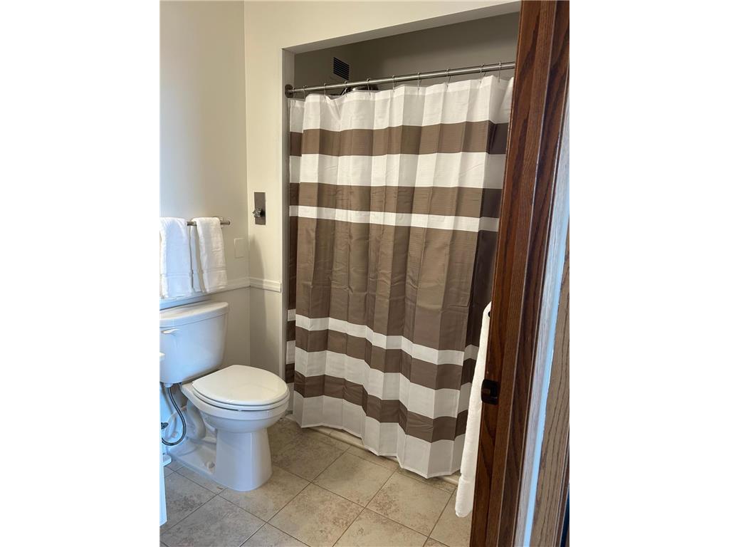 6615 Lake Shore Drive S #900 Richfield MN 55423 7004914 image17