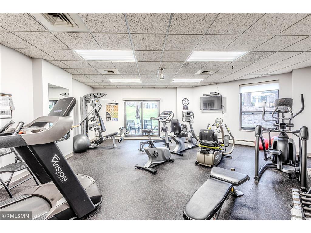 6615 Lake Shore Drive S #902 Richfield MN 55423 6819643 image32