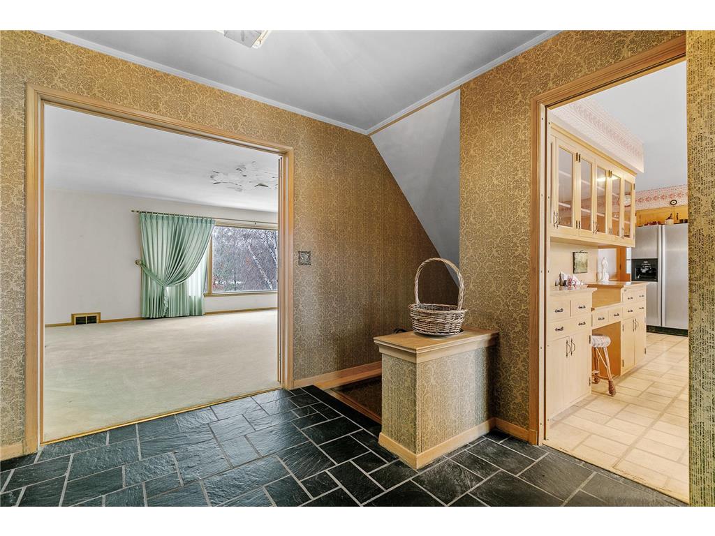 6616 Parkwood Road, Edina, MN, 55436 MLS 6510233 Edina Realty