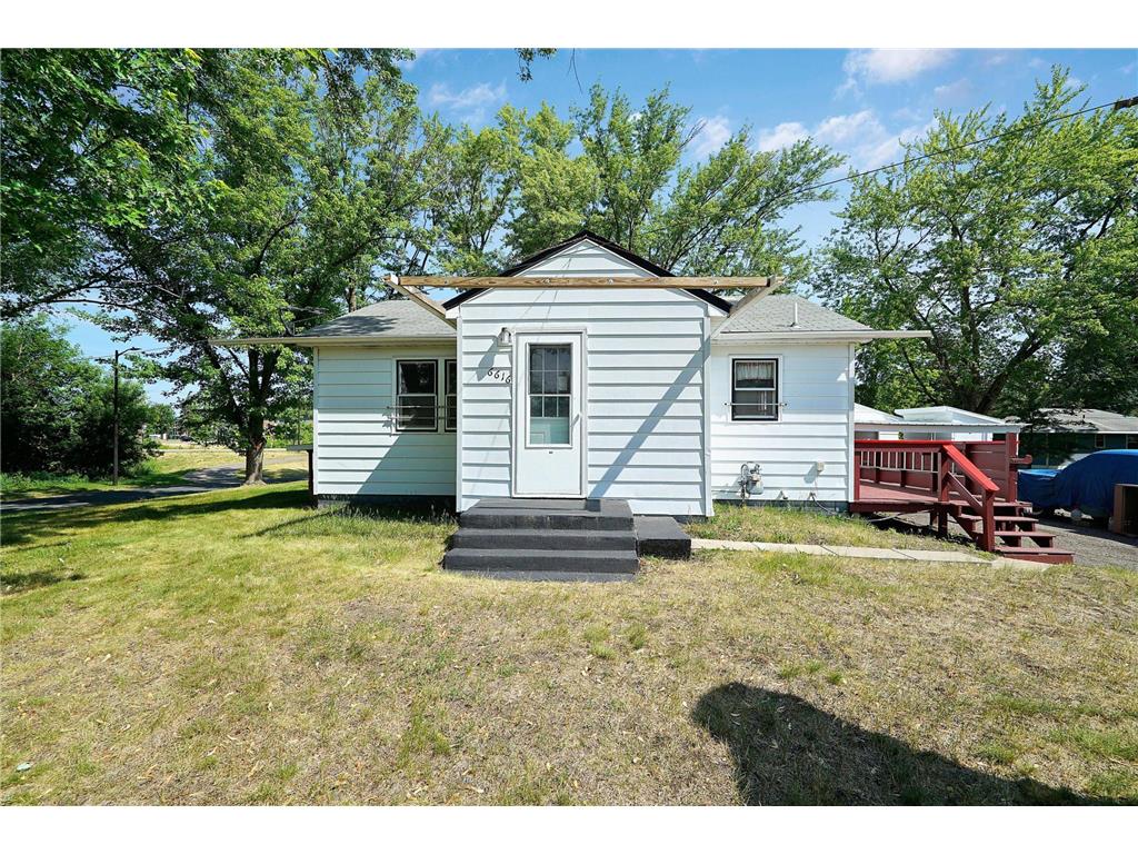 6616 Ronald Place Brooklyn Park MN 55428 6376790 image1