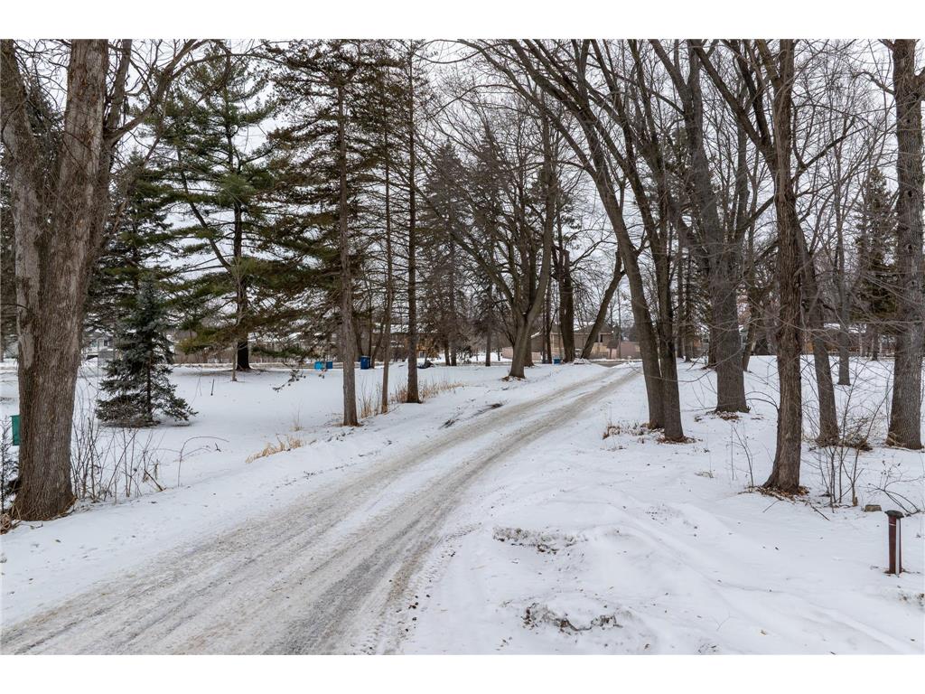 6617 N Shore Trail N Forest Lake MN 55025 - Forest 7023469 image2