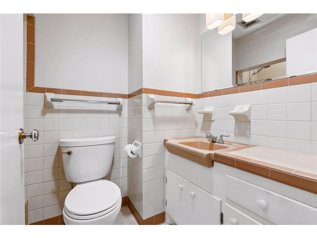 6617 Naomi Drive Edina MN 55439 7072770 image18