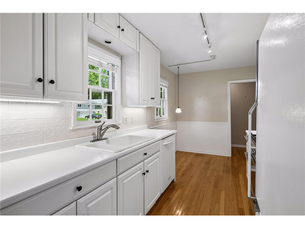6617 Naomi Drive Edina MN 55439 7072770 image5