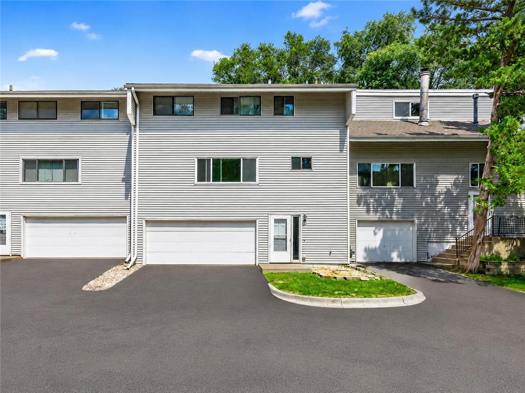 6618 Camden Drive Brooklyn Center MN 55430 7044489 image1