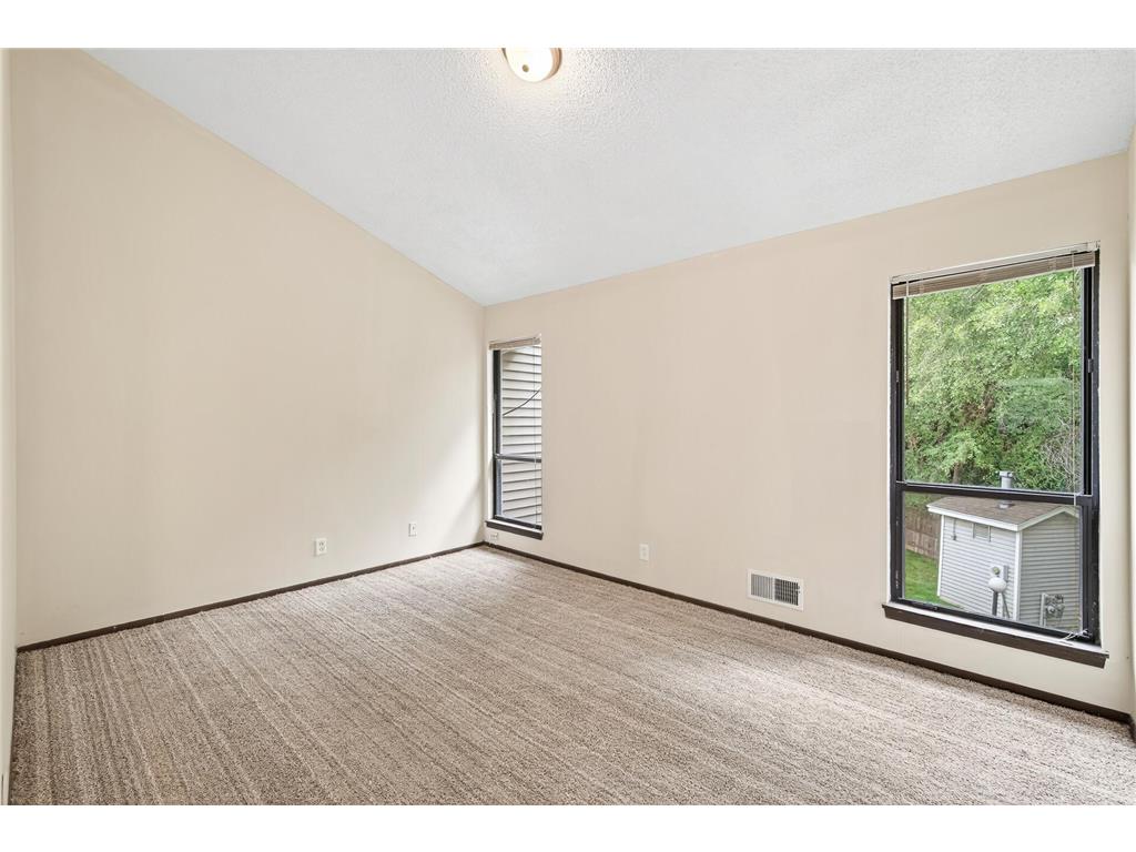 6618 Camden Drive Brooklyn Center MN 55430 7044489 image16