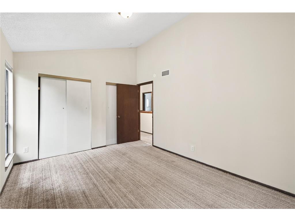 6618 Camden Drive Brooklyn Center MN 55430 7044489 image20